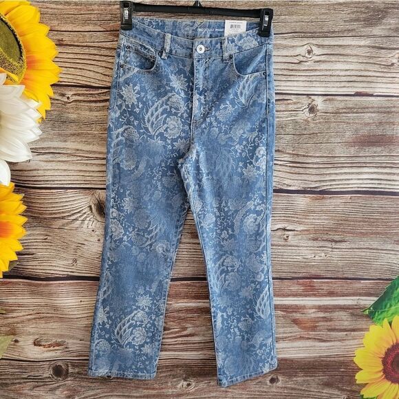 "INC Denim" Woman's jeans Size: 4/27 LT Indigo high rise,straight leg NWT - Picture 1 of 7